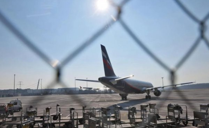 Grave ciberataque paraliza operaciones de Aeroflot: Cancelan más de 40 vuelos y hackers amenazan con divulgar datos de millones de pasajeros rusos