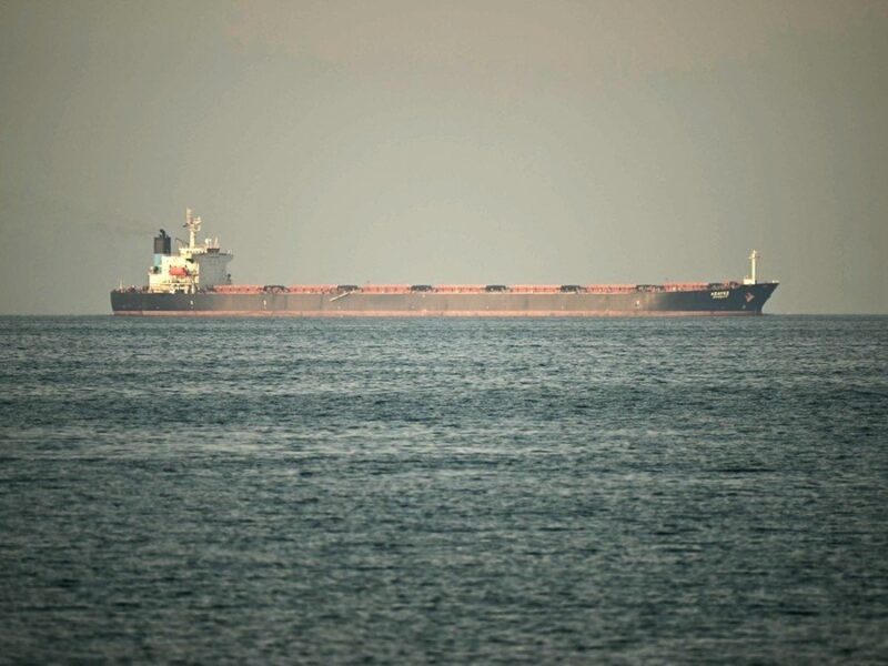 Tensión global: Irán vuelve a controlar el estrecho de Ormuz y complica el comercio petrolero