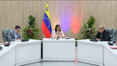 Delcy Rodríguez nombra a Calixto Ortega Sánchez vicepresidente sectorial de Economía y Finanzas y activa Estado Mayor Agroalimentario en Venezuela