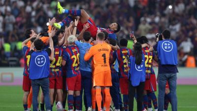 Barcelona vence 3-2 al Real Madrid y conquista su 16.ª Supercopa de España en una final electrizante