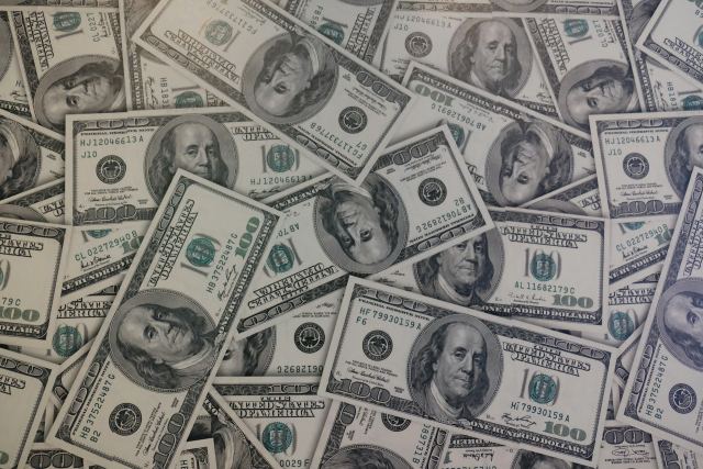 Dólar hoy en Argentina domingo 11 de octubre de 2026: el blue cerró en $1.540 y el oficial en $1.535
