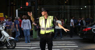 7998125906 4489ed8a2f b »
