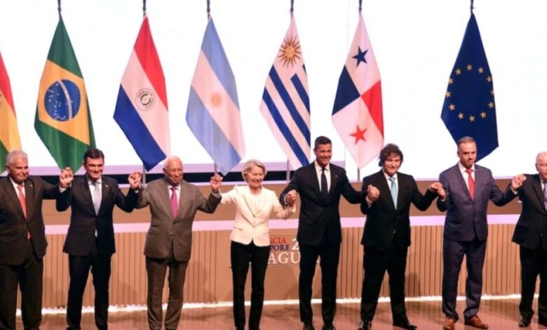 2GGF2W5EHVDJ7C6QXZWBNM7YPM | crisis