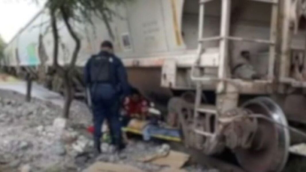 Mujer es atropellada por un tren en Río de Janeiro tras no escuchar la señal | tren A6XOT26APNAOTDISHPTPVHFMAQ | tren