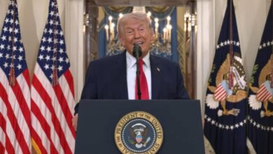 eb59584e a96b 479d 9819 b70419db | trump