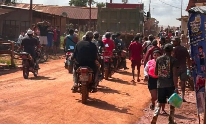 Despliegue militar en Bolívar: la FANB ejecuta un fuerte operativo helicoportado contra la minería ilegal en el Kilómetro 88 | bolivar bolivar 696x418 1 | bolivar