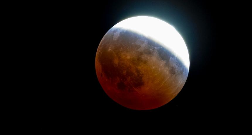 Eclipse 2 | Eclipse lunar