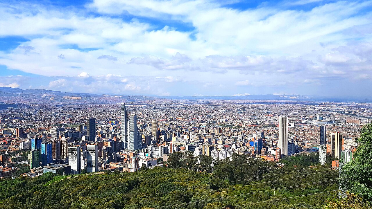 Vista panorámica de la ciudad de Bogotá, capital de Colombia