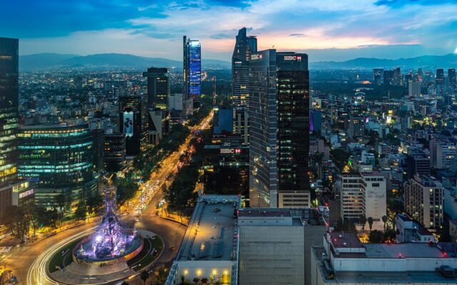 Clima México hoy Paseo de la Reforma CDMX