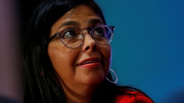 Delcy Rodríguez califica de "show" el retorno de María Corina Machado