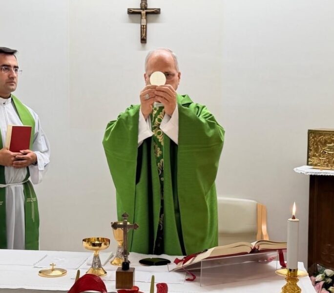 El papa Leon XIV celebra Santa Misa en el hospital | papa León XIV