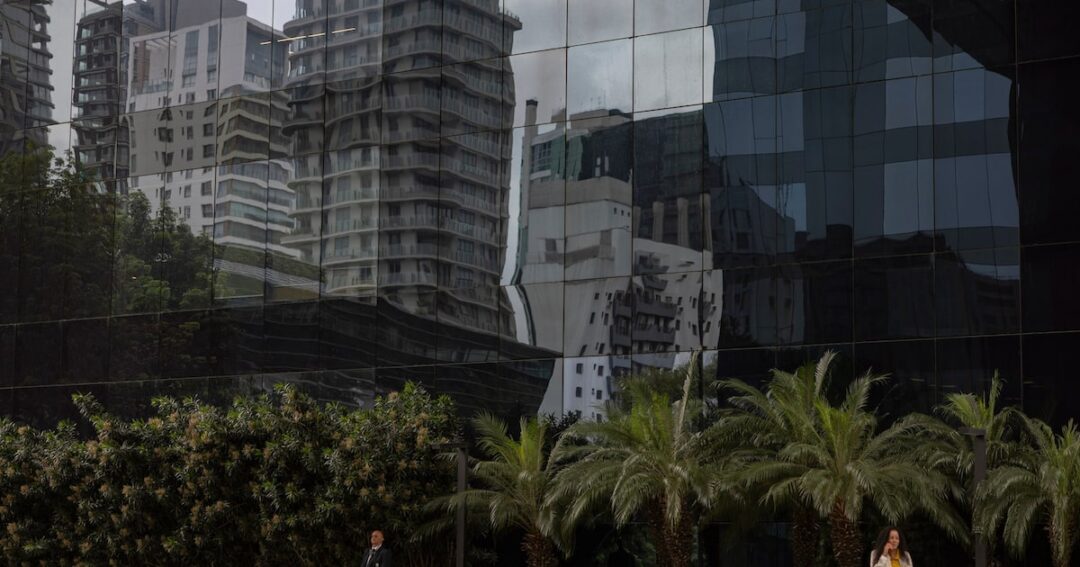 FMI revisa proyecciones de crecimiento para América Latina en 2026