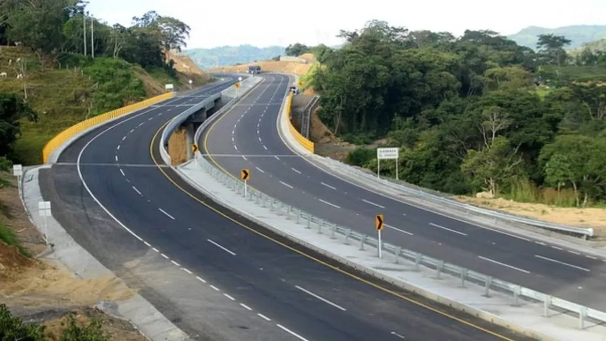 Colombia lanza el mayor plan de infraestructura de su historia: $30,000 millones en carreteras y puertos