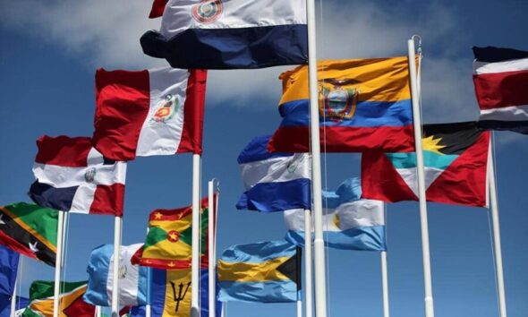 banderas america latina celac cancilleria ecuado | salario mínimo en América Latina