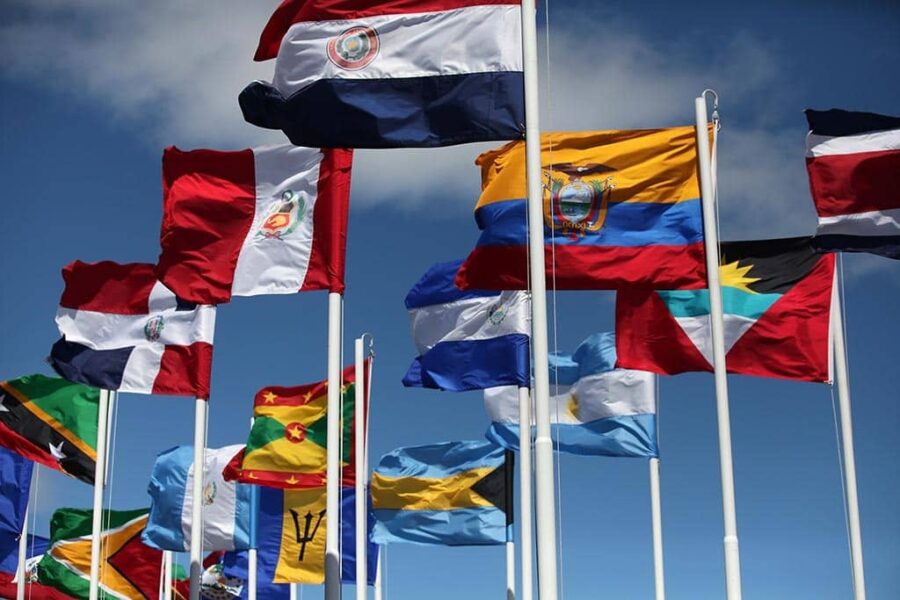 banderas america latina celac cancilleria ecuado | salario mínimo en América Latina