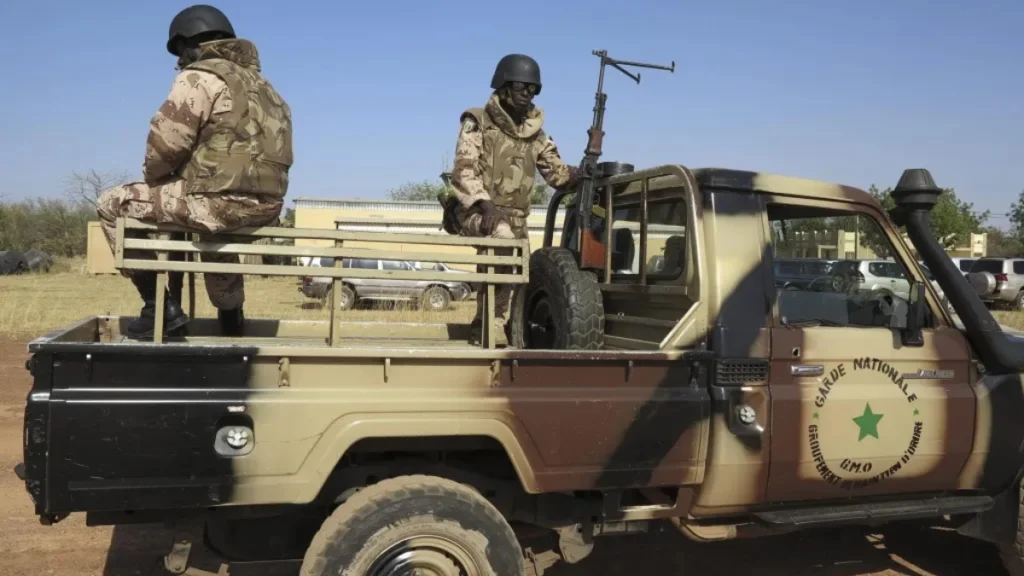 Militantes del Estado Islámico del Sahel matan a 48 civiles en Malí