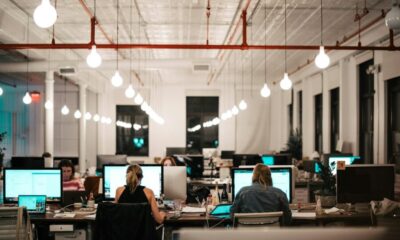 Trabajo remoto en dólares para hispanos y latinoamericanos desde casa en 2026