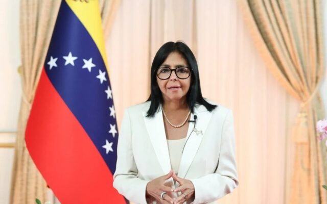 Delcy Rodríguez promete elecciones con CNE renovado pero sin fecha